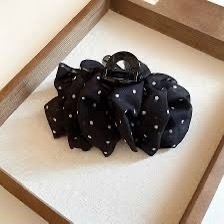 Gắp tóc dọc nơ