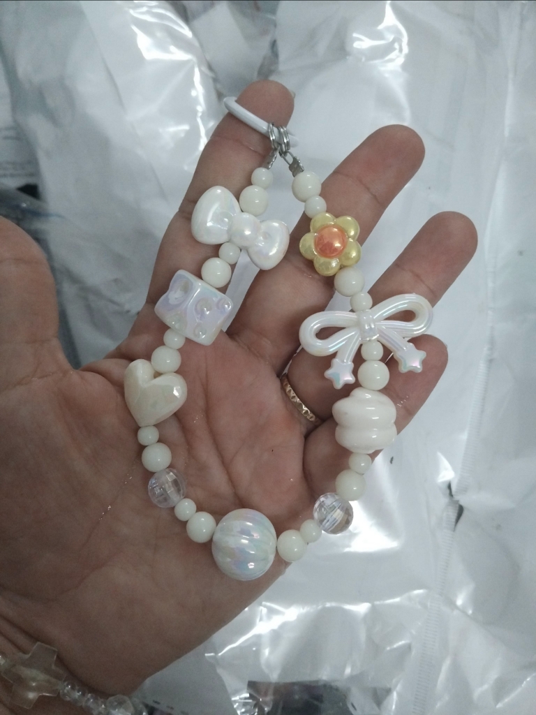 Móc treo điện thoại
