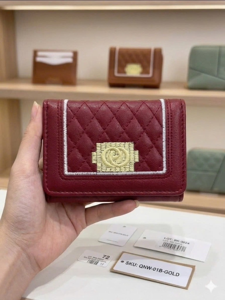 Ví tiền nữ
