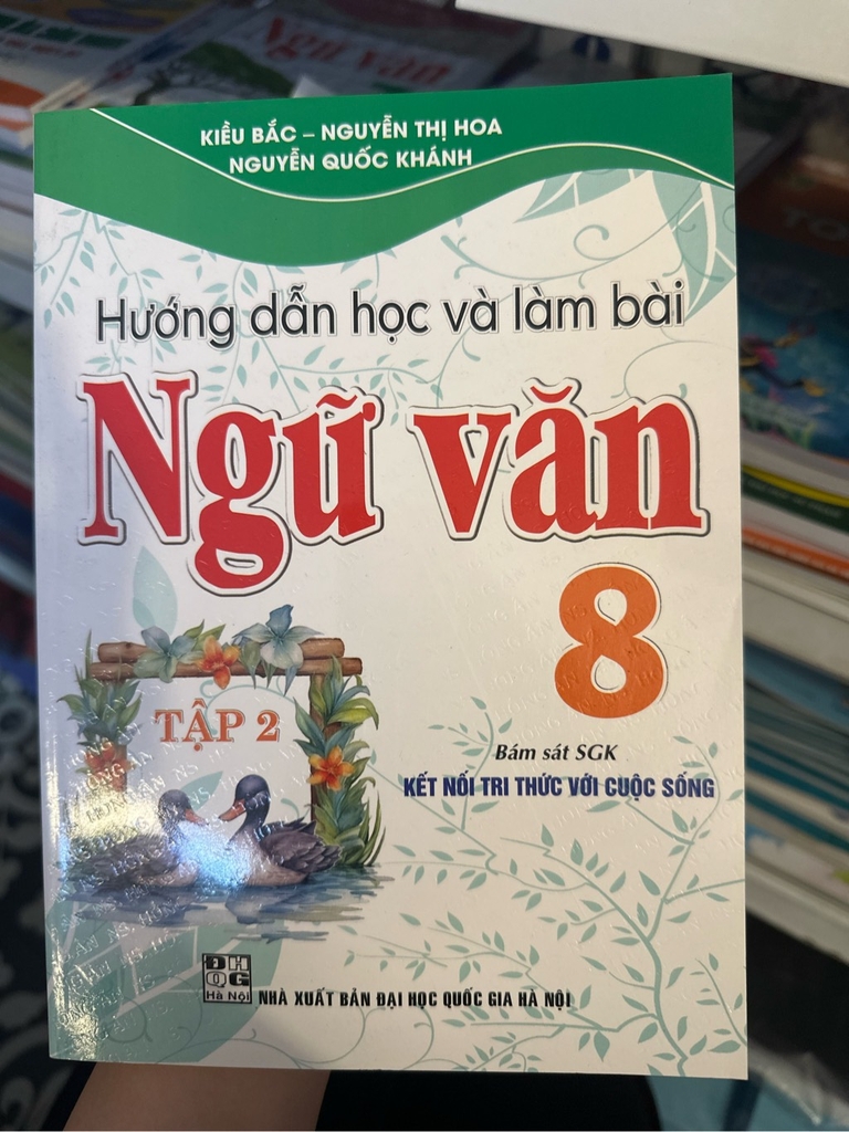 Sách tham khảo Lớp 8