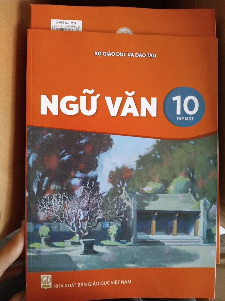 Sách giáo khoa lớp 10