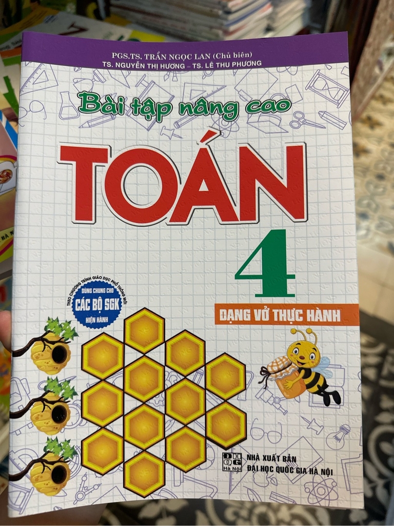 Sách tham khảo lớp 4