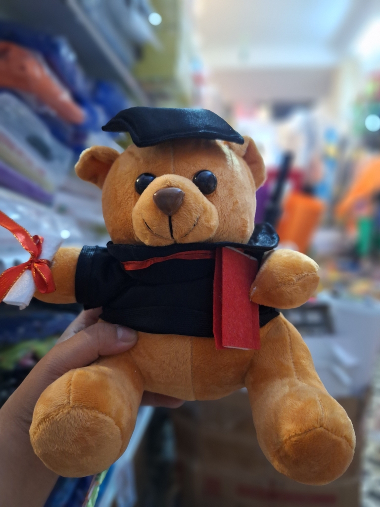 Thú gấu cử nhân