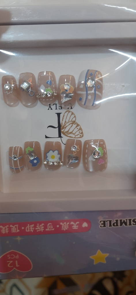Móng tay giả nail đính đá U-FLY