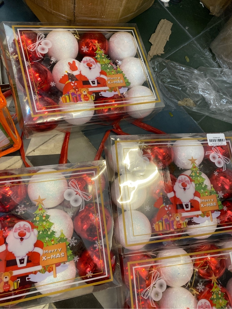 Sét Châu trang trí cây thông noel