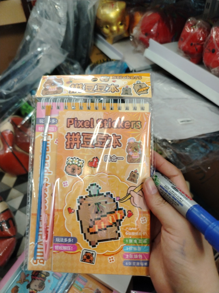 Sổ sticker
