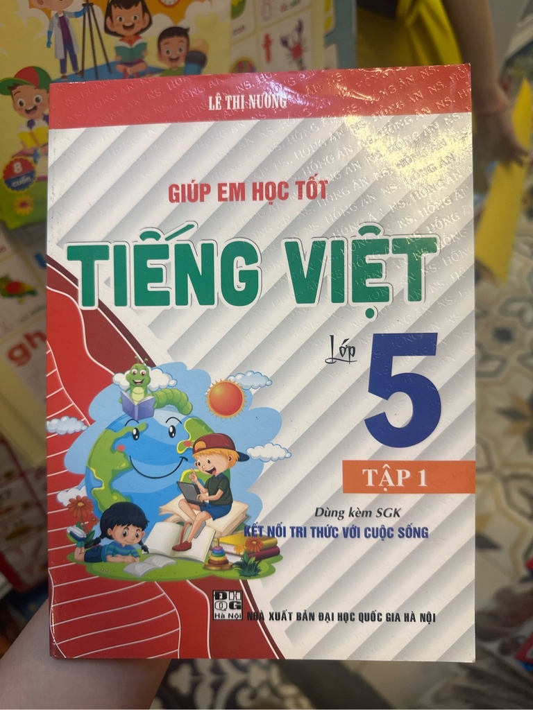 Sách giáo khoa Lớp 5