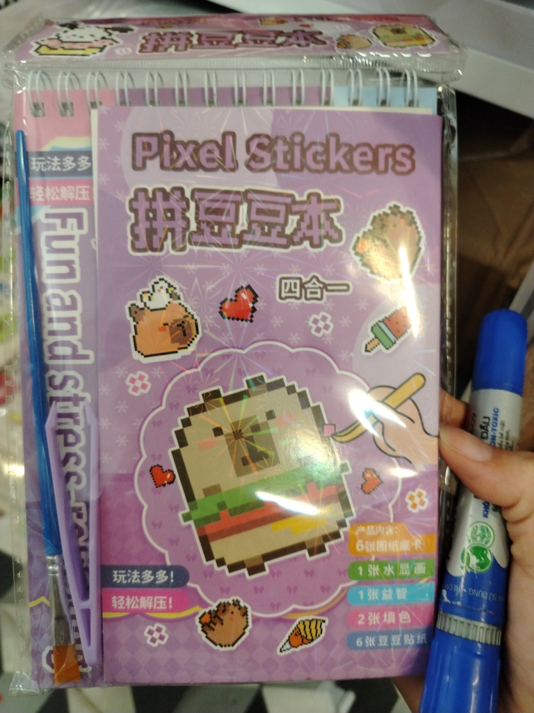 Sổ sticker