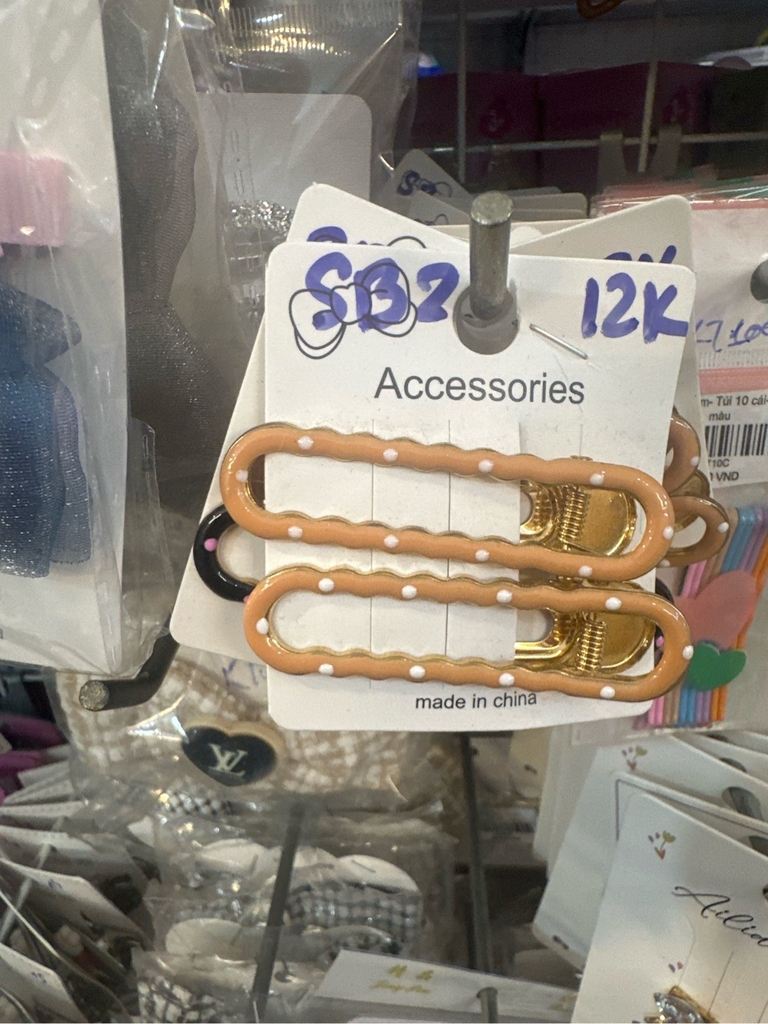 Kẹp tóc mái teen