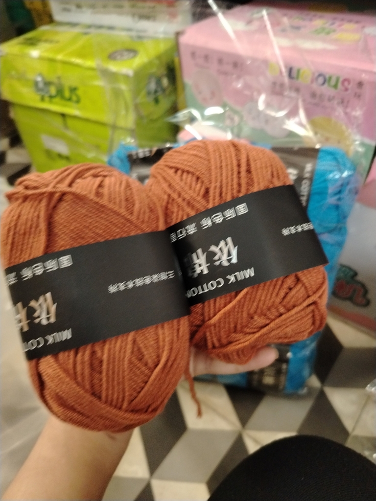 Len Hand made Milk cotton