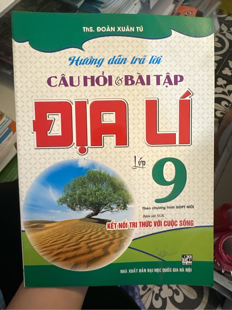 Sách tham khảo lớp 9