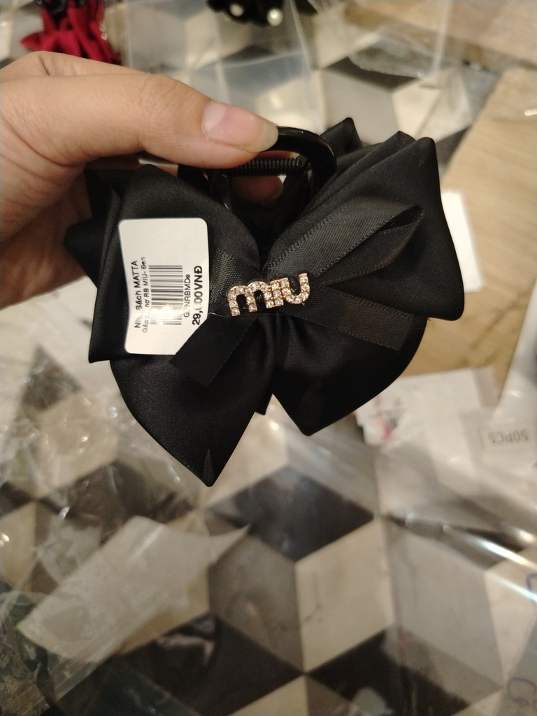 Gắp tóc vải phi