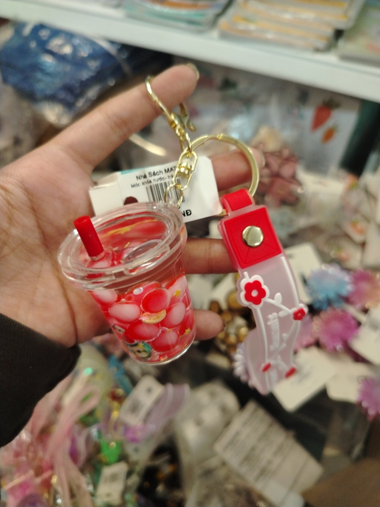 Móc khoá nước