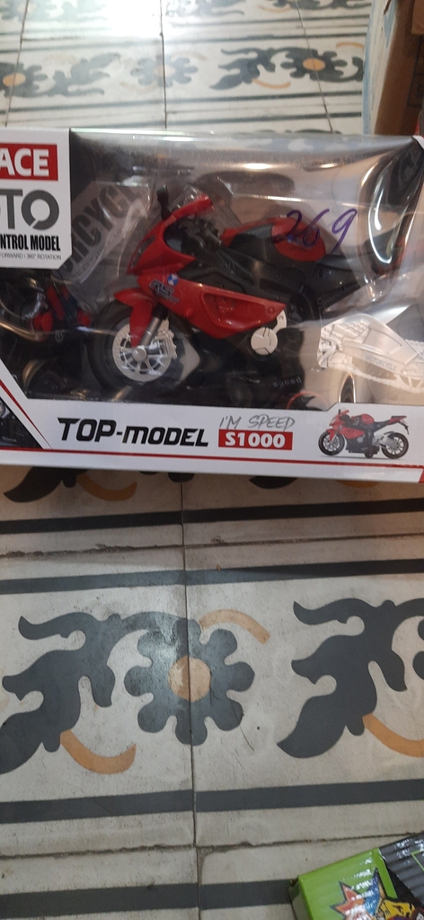 Xe  Môtô đều khiển 565-R1
