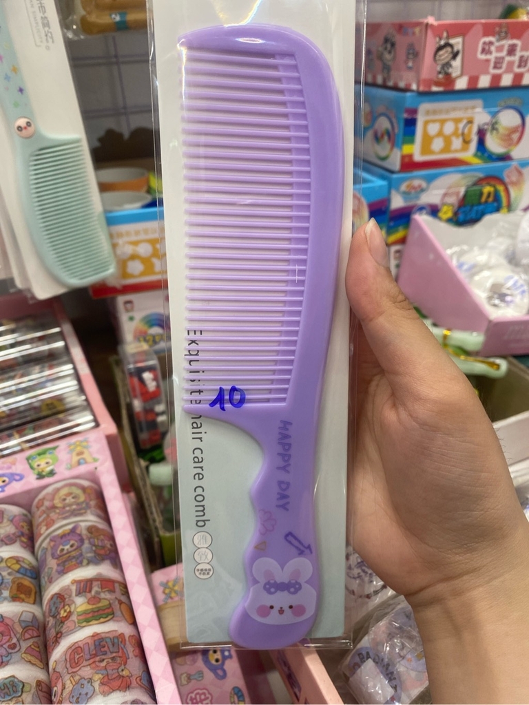 Lược nhựa