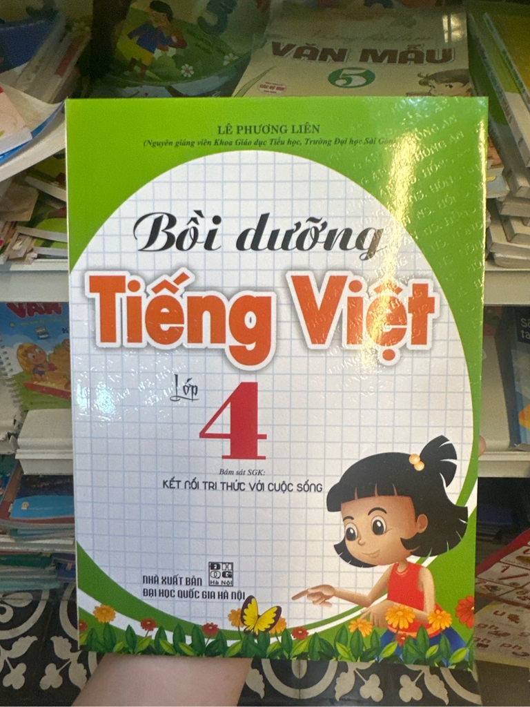 Sách tham khảo lớp 4