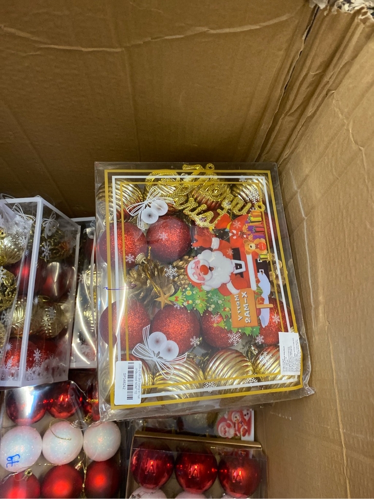 Sét Châu trang trí cây thông noel