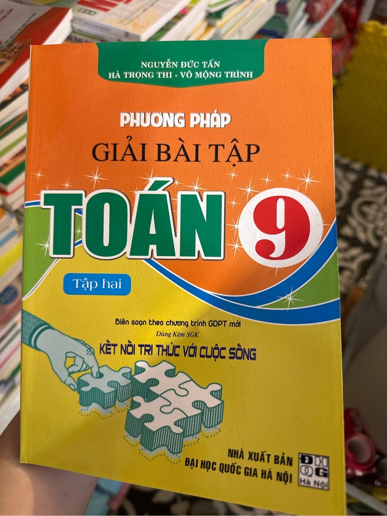 Sách tham khảo lớp 9