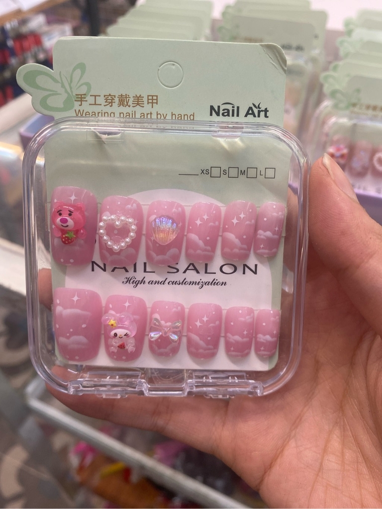 Móng tay giả nail đính cham ngắn
