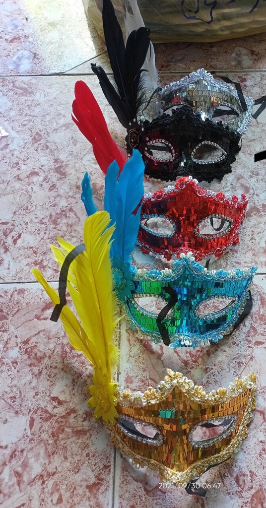 Đồ chơi Mặt Nạ