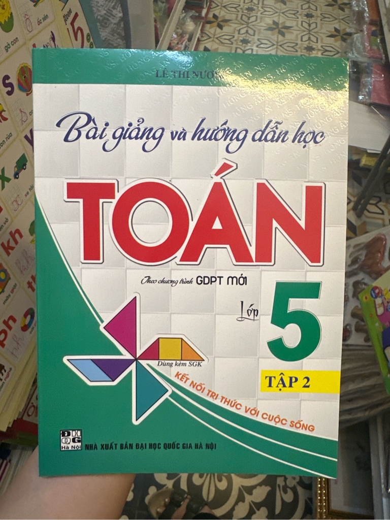 Sách giáo khoa Lớp 5