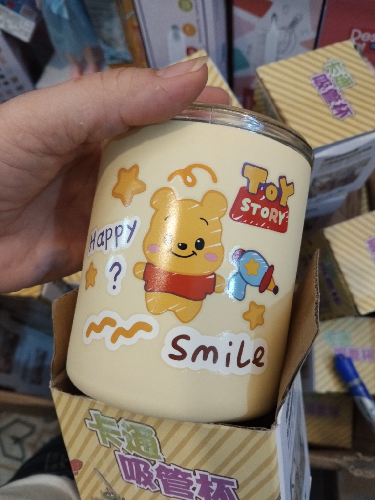 Ly sứ thủy tinh