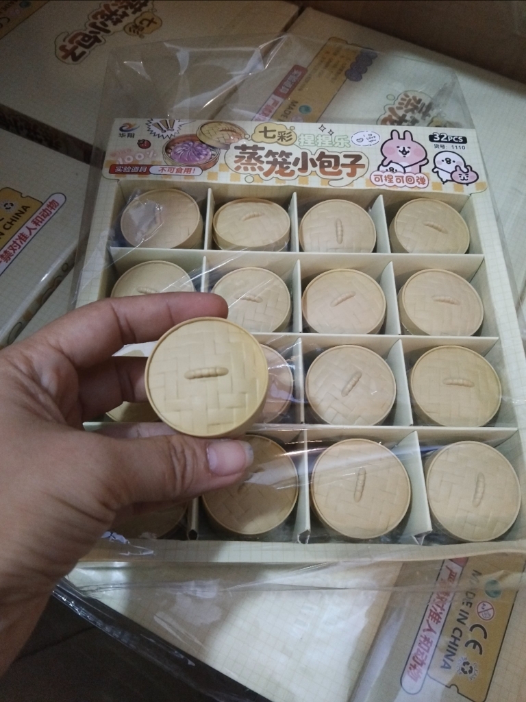 Đồ chơi bánh bao bóp mềm