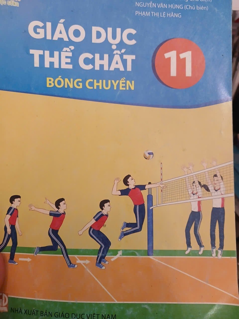 Sách giáo khoa lớp 11