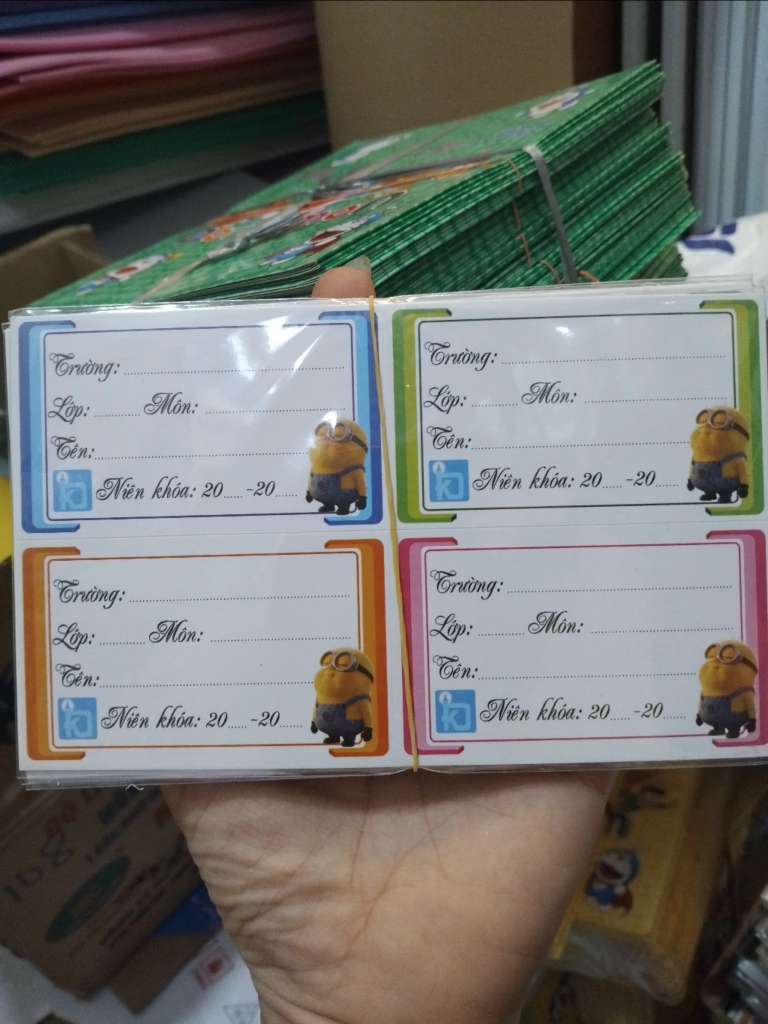 Nhãn tên