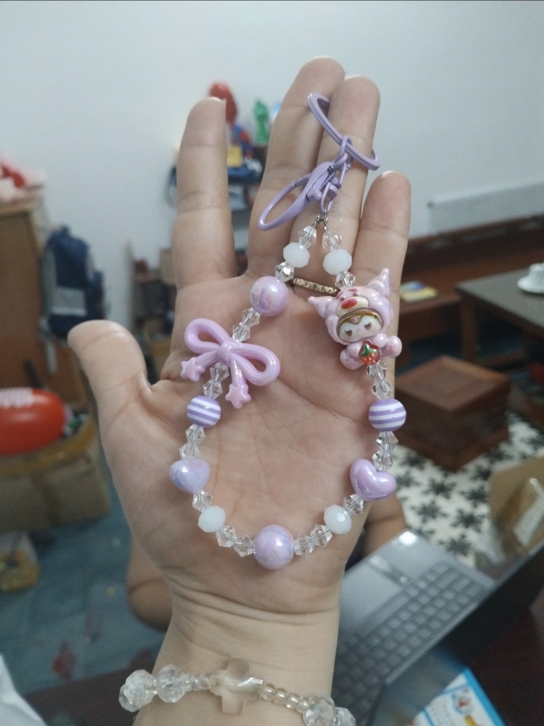 Móc treo điện thoại