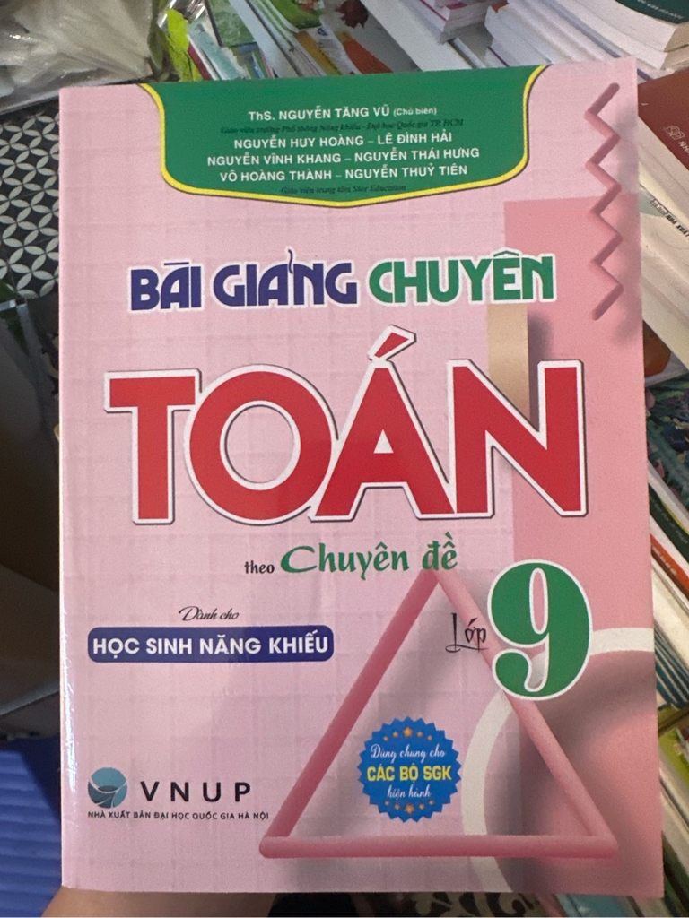 Sách tham khảo lớp 9