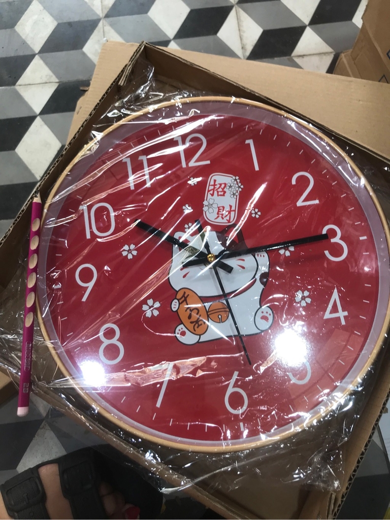 Đồng hồ treo tường