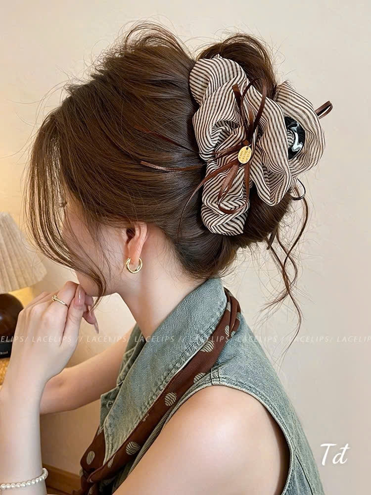 Gắp tóc vải kẻ sọc nơ