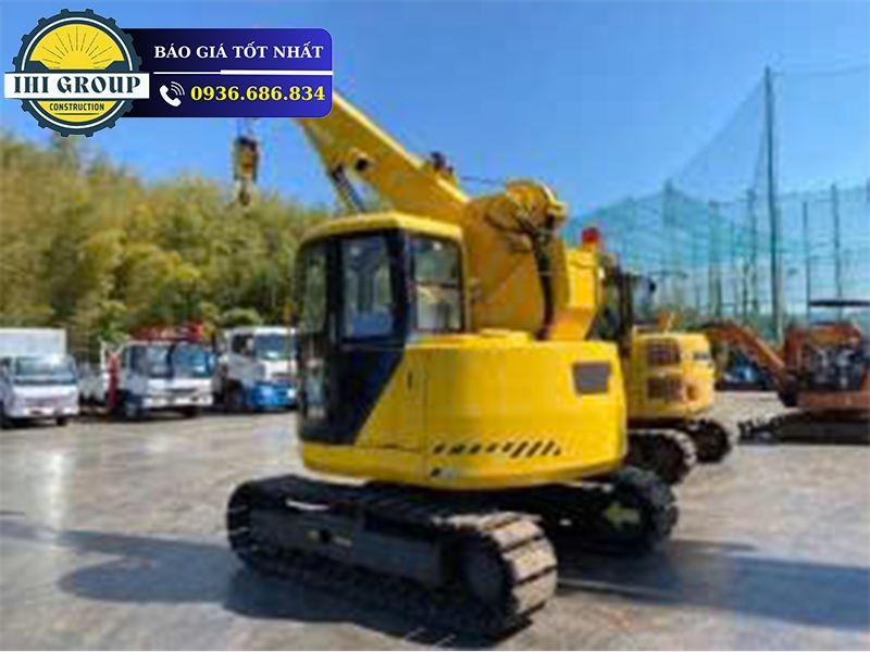 Cẩu Mini KOMATSU 4.9 Tấn – Đời 2002- Nhập Khẩu Nhật Bản