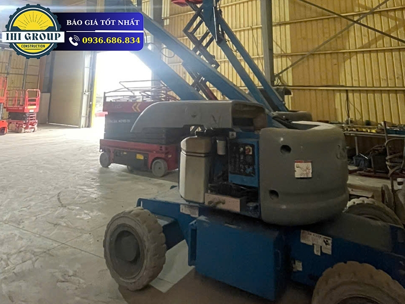 Xe Nâng Người Z4525- Đời 2002 - Nhập Khẩu Mỹ