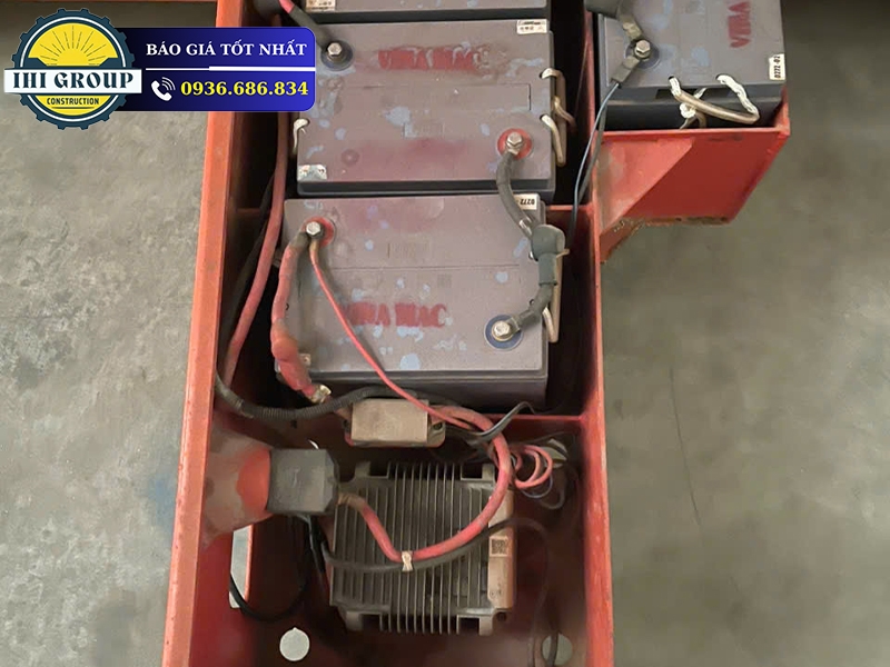 Xe Nâng Người Cắt Kéo GTJZ1412- Đời 2004 - Nhập Khẩu Trung Quốc