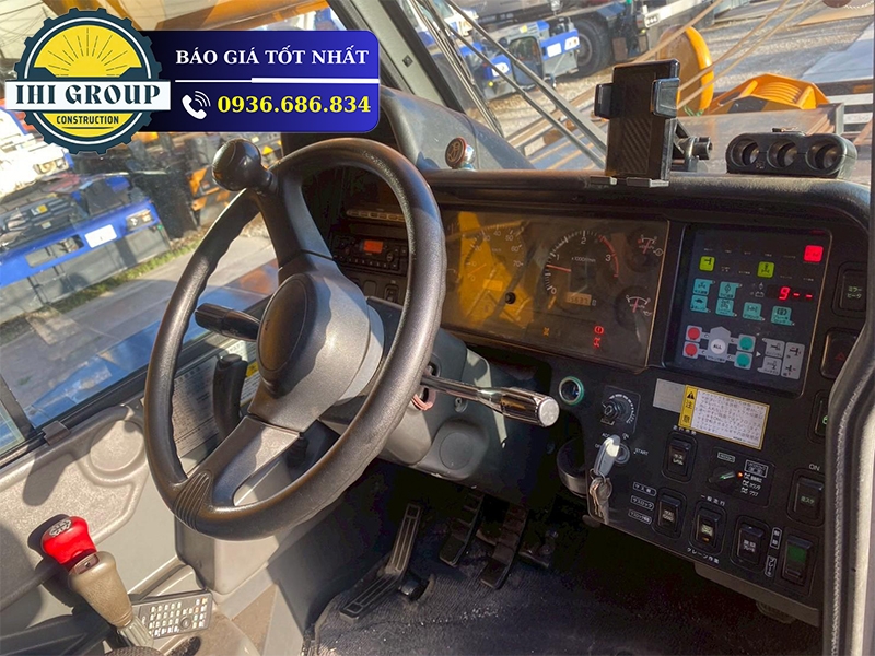 Cẩu Địa Hình KATO KR-70H-L - Đời 2012- Nhập Khẩu Nhật Bản
