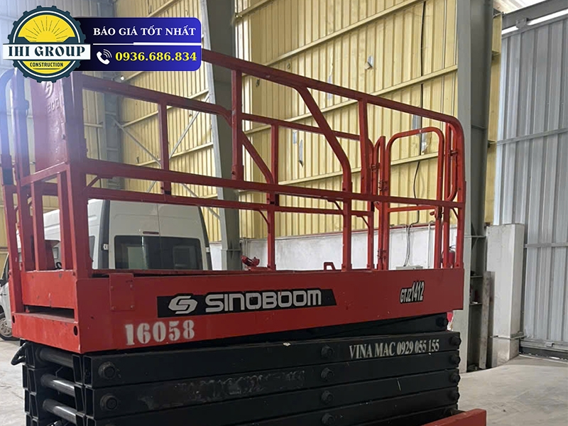 Xe Nâng Người Cắt Kéo GTJZ1412- Đời 2004 - Nhập Khẩu Trung Quốc