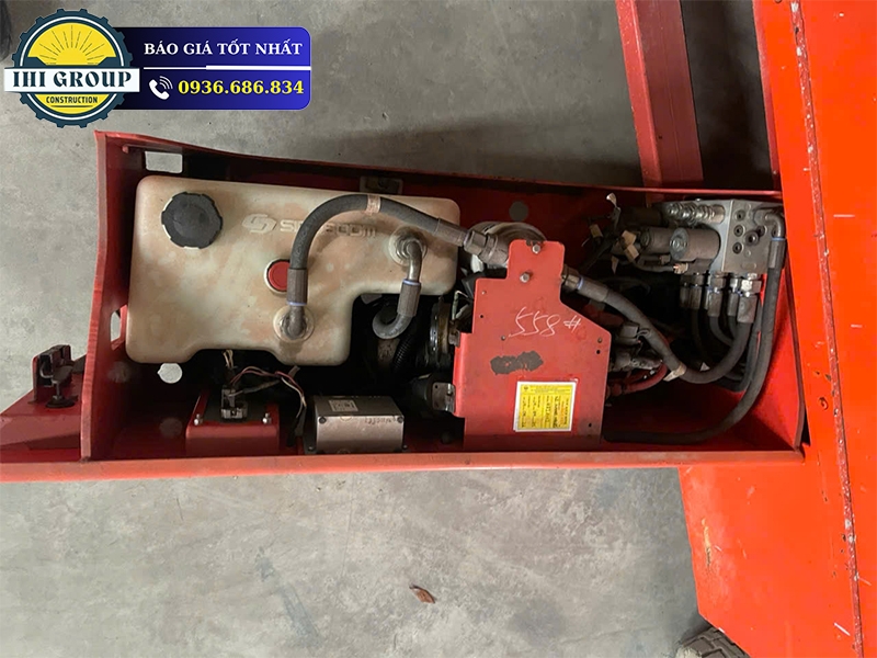 Xe Nâng Người Cắt Kéo GTJZ1412- Đời 2004 - Nhập Khẩu Trung Quốc