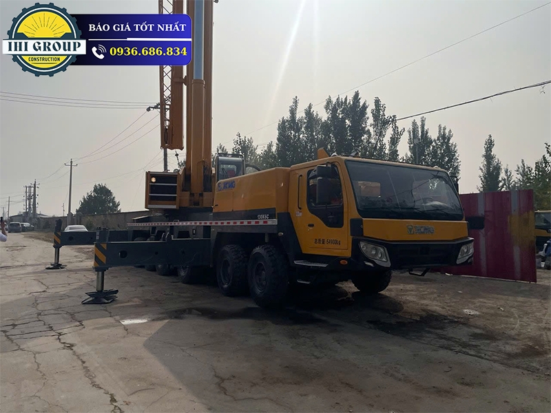 Xe Cẩu Bánh Lốp XCMG 130K6- Đời 2013 - Nhập Khẩu Trung Quốc