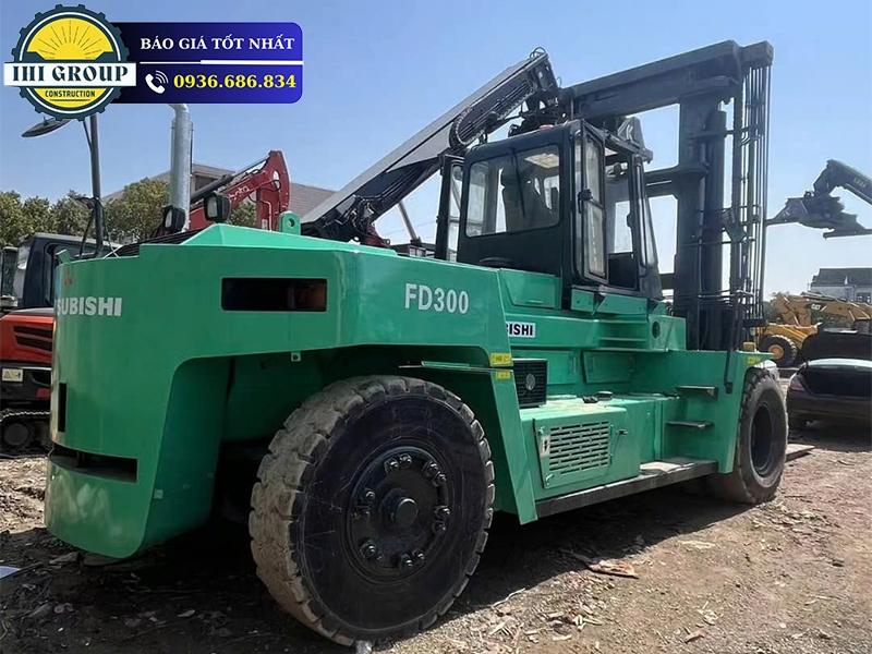 Xe Nâng Dầu Mitsubishi FD300 - Đời 2003 - Nhập Khẩu Nhật Bản