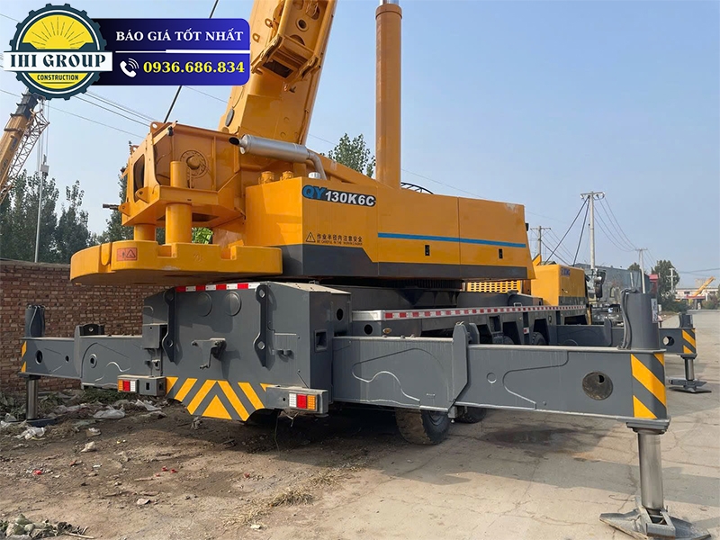 Xe Cẩu Bánh Lốp XCMG 130K6- Đời 2013 - Nhập Khẩu Trung Quốc