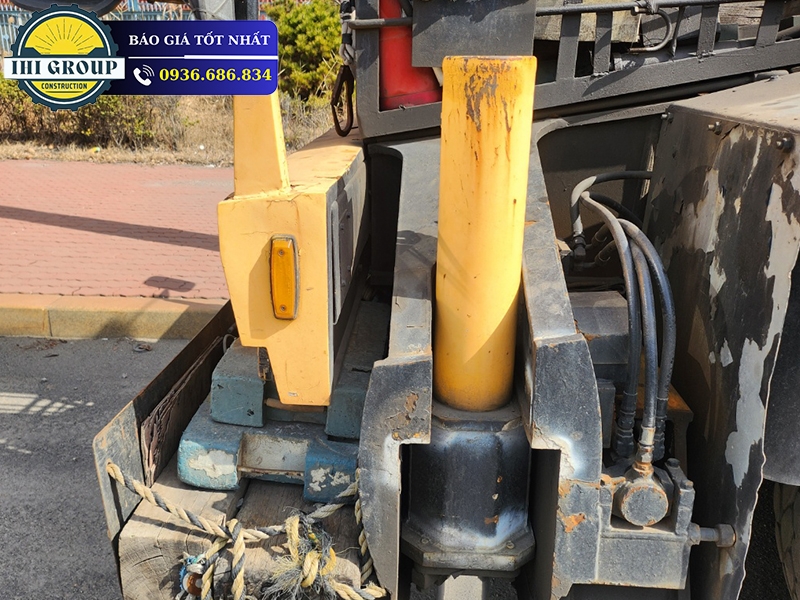 Cẩu Bánh Lốp KATO KR25HV- Đời 1994 - Nhập Khẩu Nhật Bản