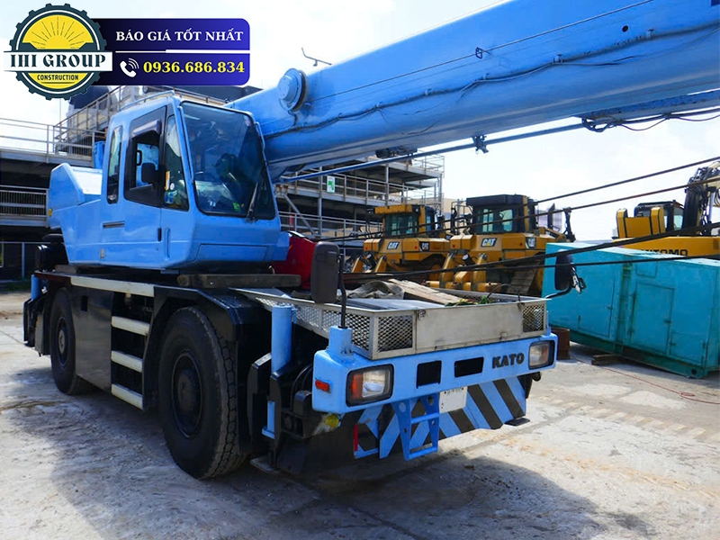Xe Cẩu Bánh Lốp KATO KR-25H-V7 - Đời 2008 - Nhập Khẩu Nhật Bản