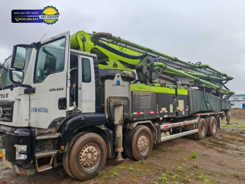 XE BƠM BÊ TÔNG ZOOMLION 63 MÉT