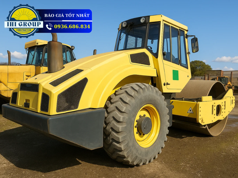 XE LU BOMAG BW211D-4 (2008) – Nhập khẩu Nhật Bản
