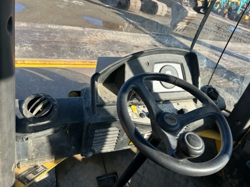 XE LU BOMAG BW211D-4 (2008) – Nhập khẩu Nhật Bản