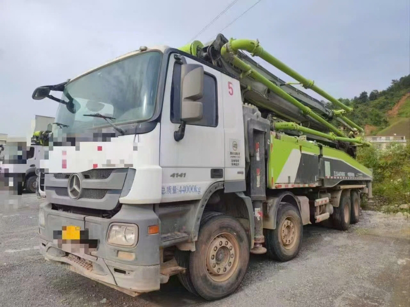 XE BƠM BÊ TÔNG ZOOMLION 56 MÉT - Đời 2020 - Trung Quốc