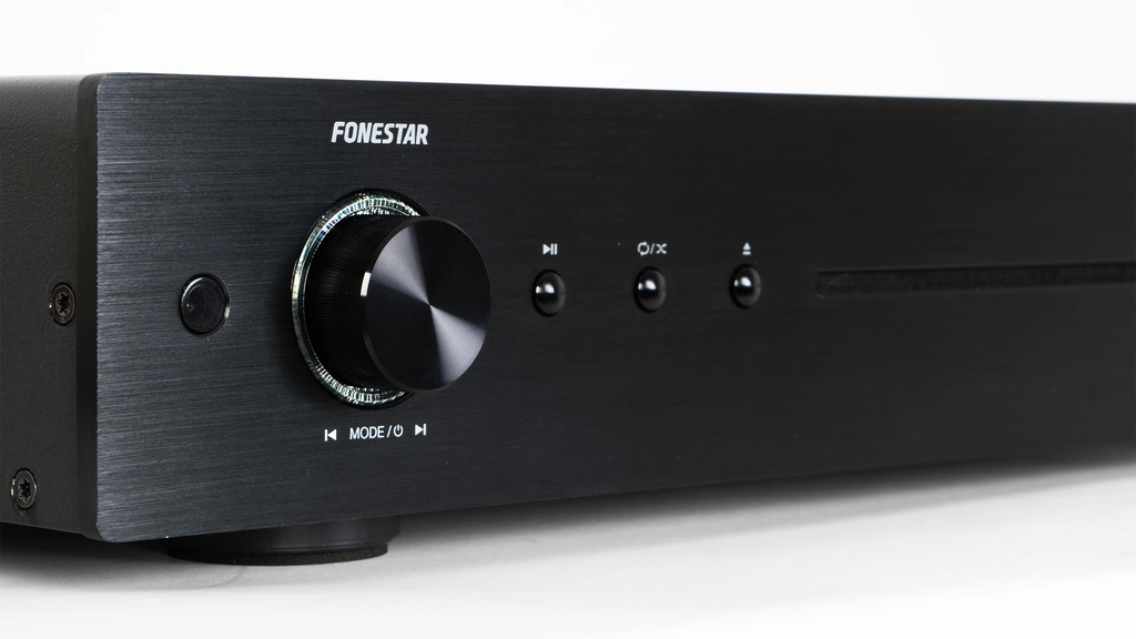 Đầu phát nhạc CD/USB player hiệu Fonestar Model: CD-150PLUS