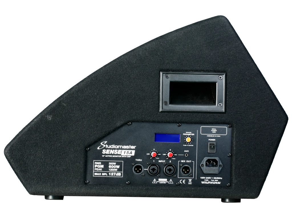 Loa thùng Studiomaster SENSE15A